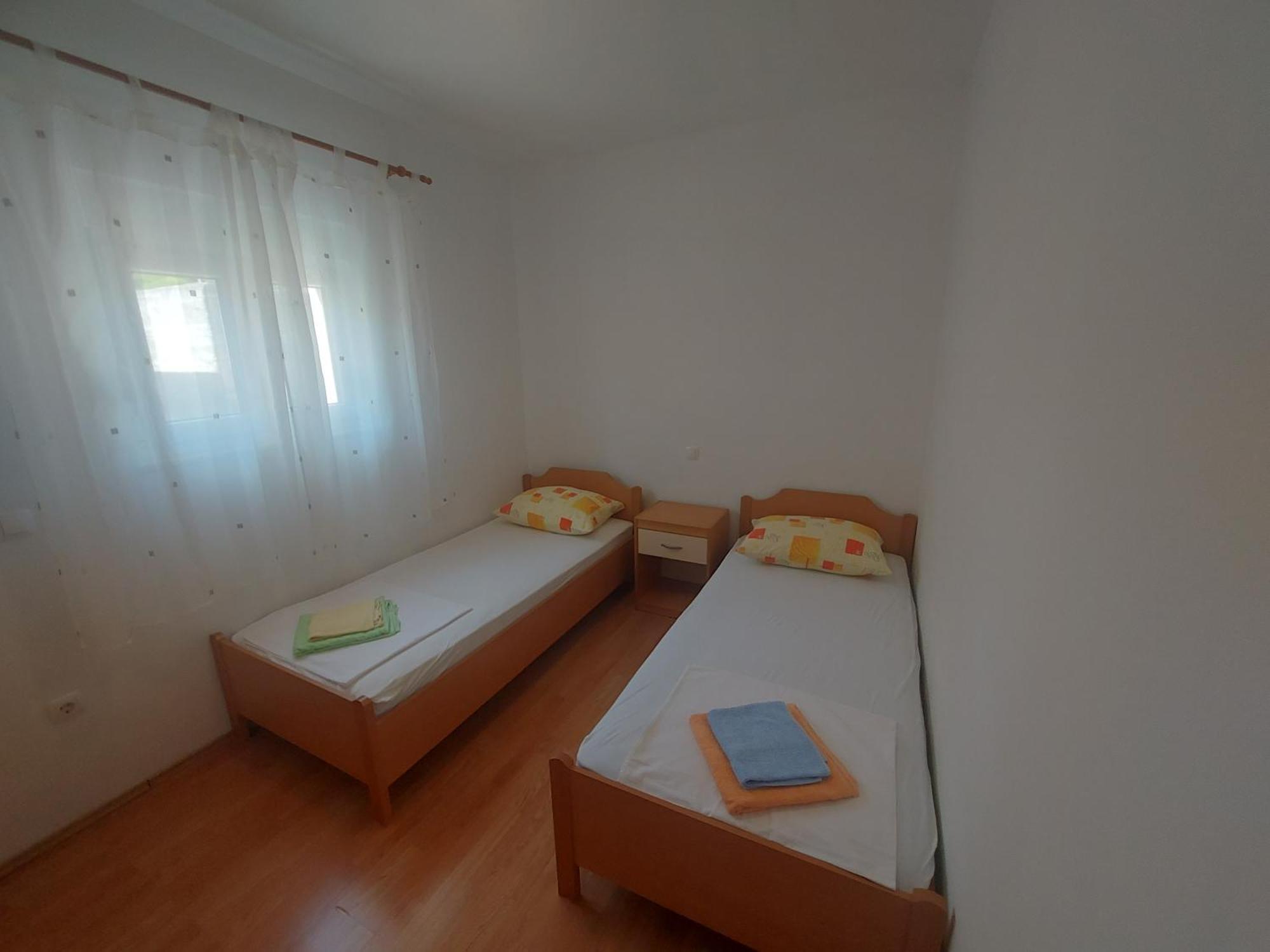 Apartments Pisac Ražanj Buitenkant foto