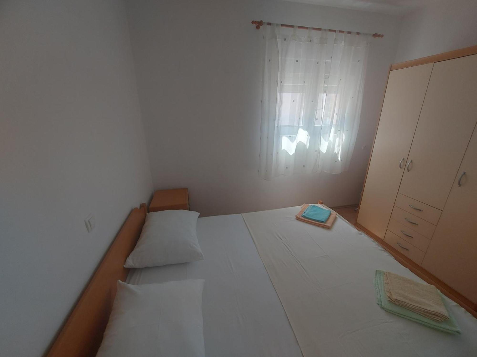 Apartments Pisac Ražanj Buitenkant foto